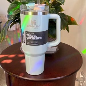 Stanley travel quencher 40 oz